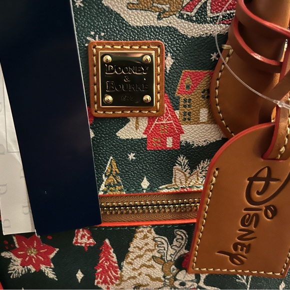 Dooney & Bourne Disney Mickie and Minnie purse. NWT - Picture 6 of 7